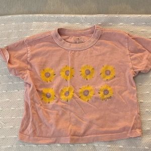 O’neill Girls sunflower crop top. Size extra small.